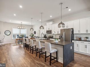 16272 Connors Way #32, Rockville, MD 20855