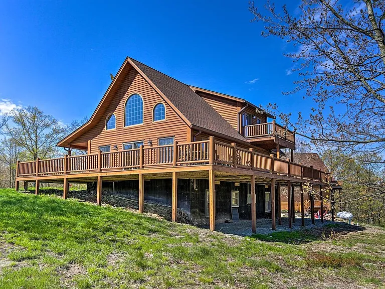 427 Summit Woods Rd — Photo 5