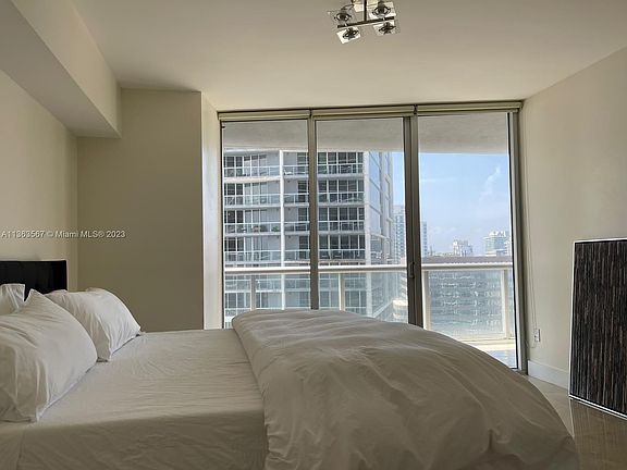4th image of 475 Brickell Ave APT 4311