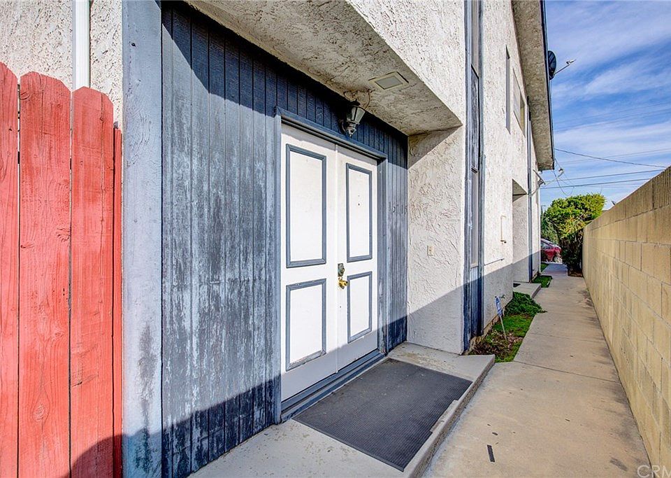 1st image of 13715 Cerise Ave #2