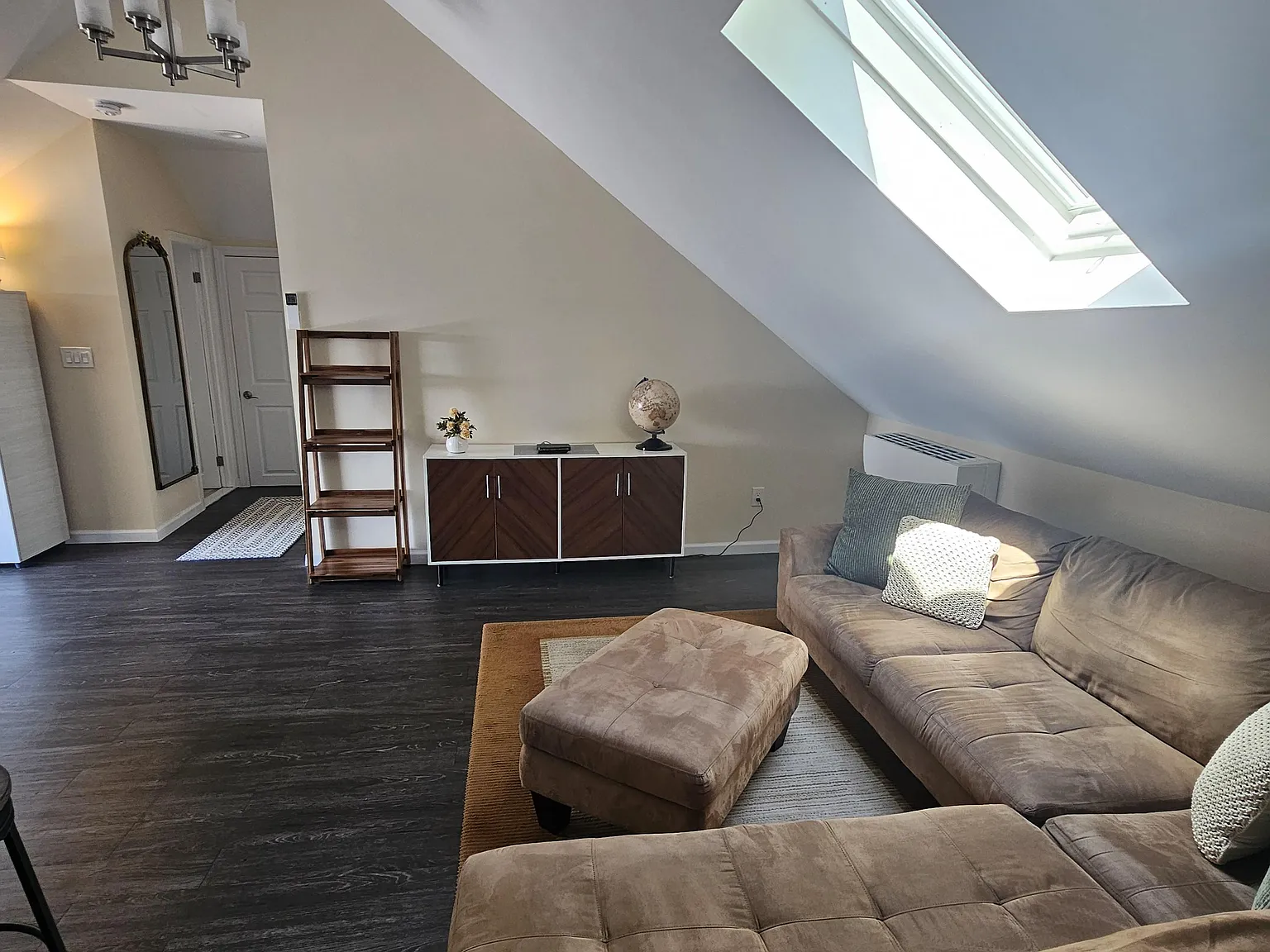 1 bed, 850 sqft, $2,900 — Photo 2