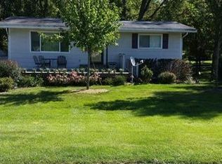 518 N Vine St, Agency, IA 52530