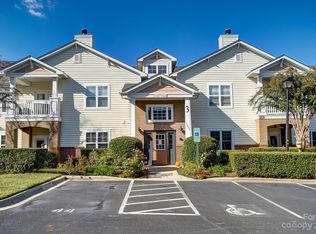 17049 Doe Valley Ct, Cornelius, NC 28031