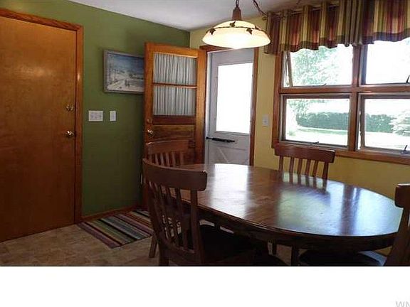 2nd image of 29 Milford St