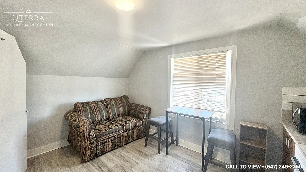 2B Gregg St, Ottawa, Ontario K1V 6G7 — Photo 1