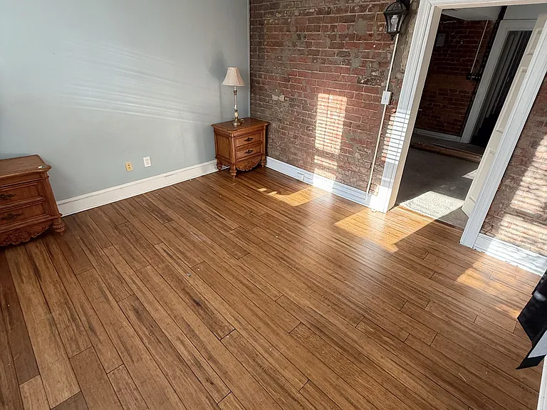717 W Clay St — Photo 15