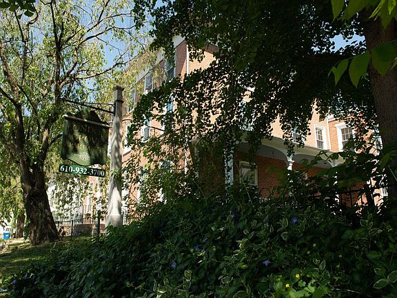 3rd image of 487 W Street Rd #3W
