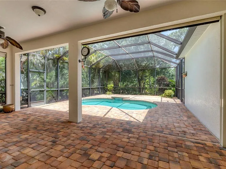 7236 Lismore Ct — Photo 23