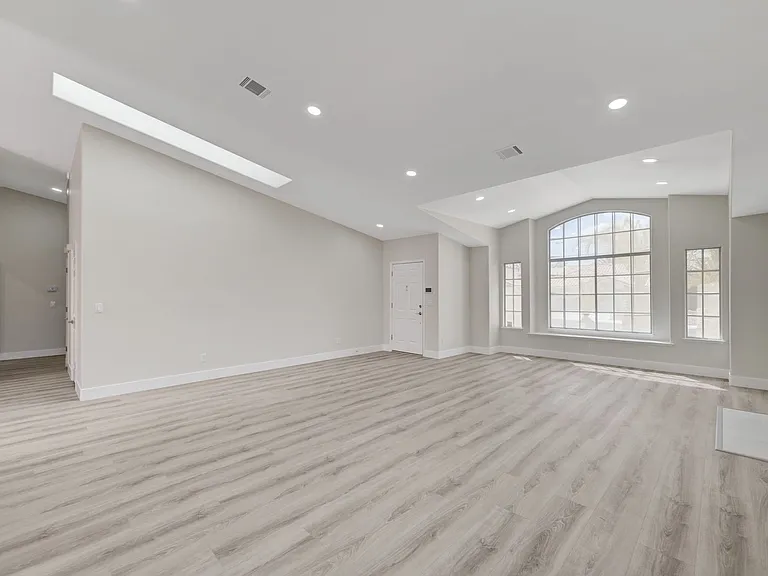 3120 Siena Cir — Photo 6