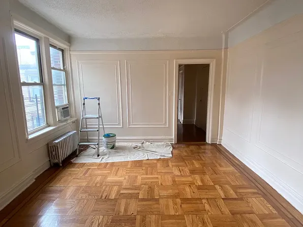 10-56 Neilson St #2B, Far Rockaway, NY 11691