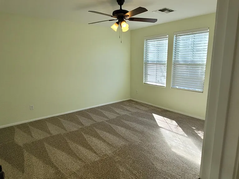 1850 E Patrick Ln — Photo 22