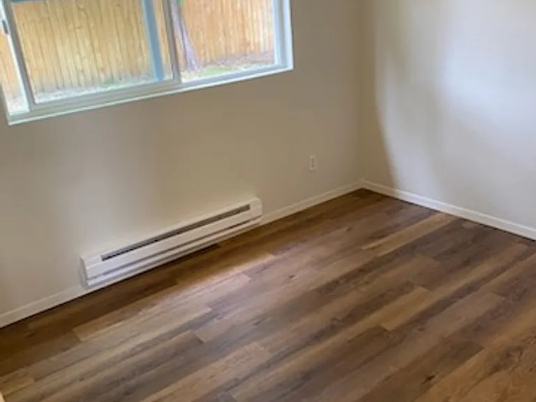 14436 Washington Ave SW — Photo 6