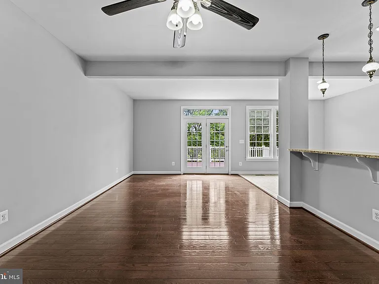 21268 Park Grove Ter — Photo 43