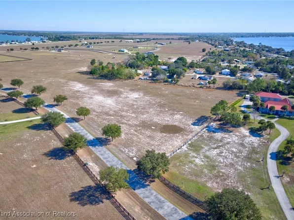 210 Sea Biscuit Ln, Lake Placid, FL 33852