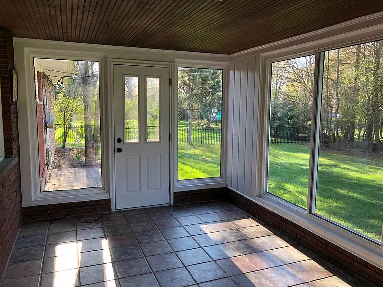 24605 N Cromwell Dr — Photo 27