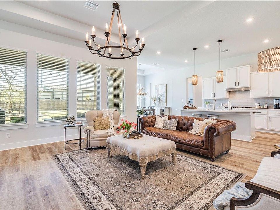 1st image of 101 Lake Spring Cir