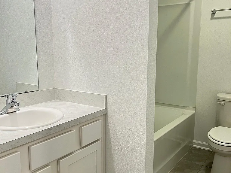 439 Talulla Trl — Photo 17
