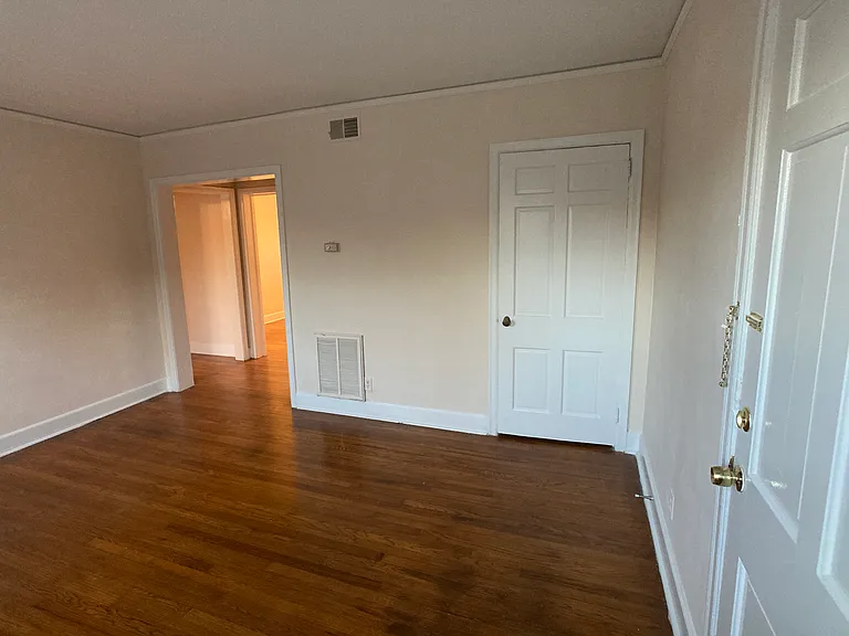 917 Oxmoor Rd #201 — Photo 50