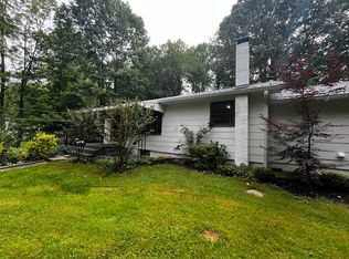 18 Forsythia Ln, Candler, NC 28715