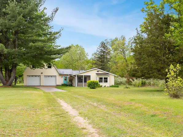 4337 S Chestnut Ave, Newaygo, MI 49337