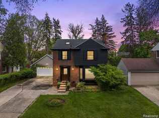 2647 Trafford Rd, Royal Oak, MI 48073