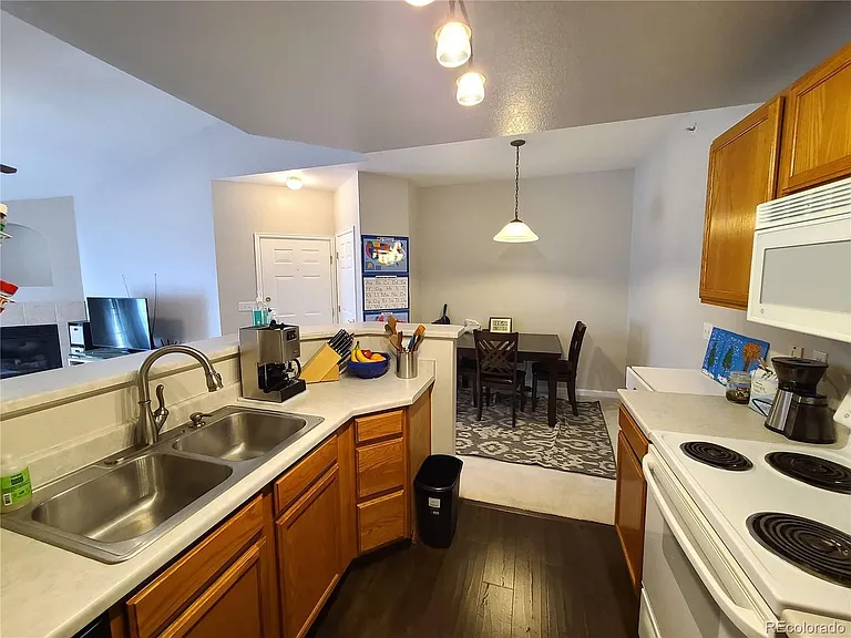 7440 S Blackhawk St #8303 — Photo 7