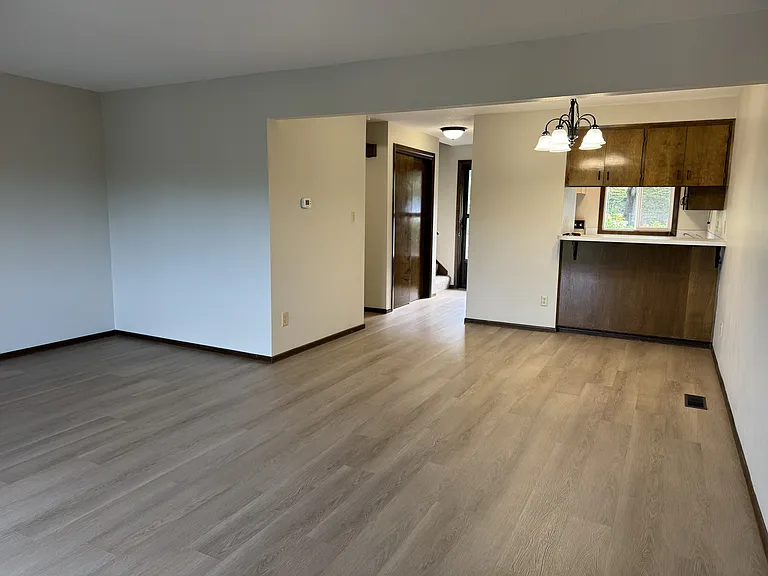 Chestnut Place Apartments — Photo 33