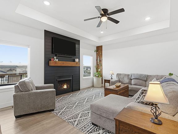 5th image of 1236 S Birch Avenue