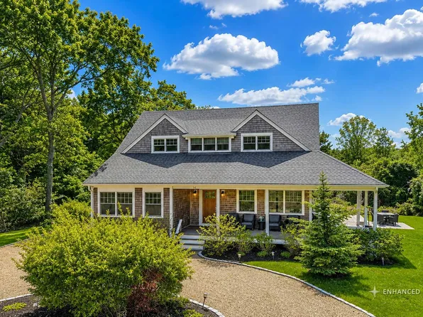 54 Amelias Xing, Tisbury, MA 02568