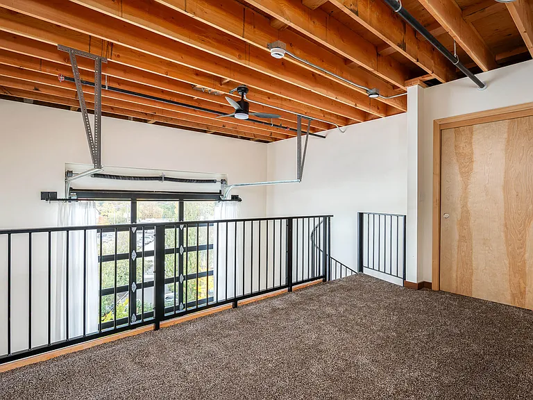 Sandy Rose Lofts — Photo 21