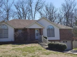 1705 Northport Dr, Jefferson City, MO 65109
