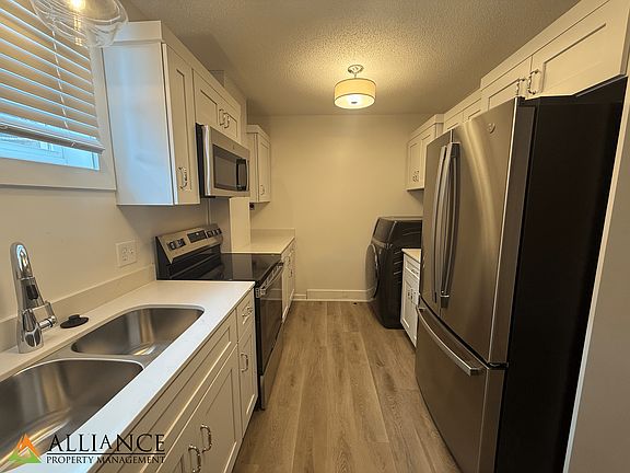 3rd image of 1225 Bertrand St APT D