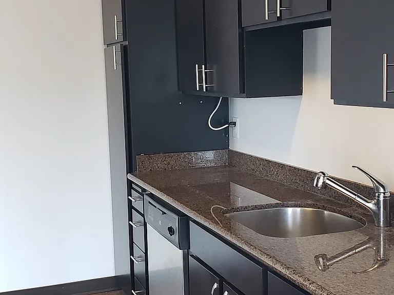 The Edge Apartments — Photo 12