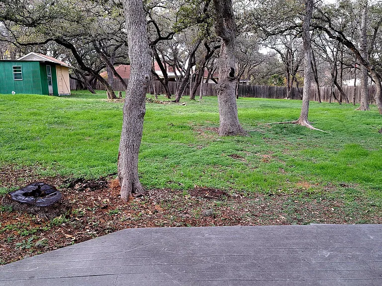 10215 Dreamland Dr — Photo 7