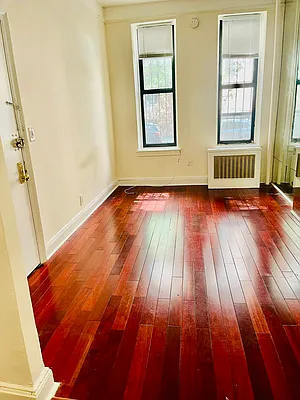 Rented by PennApts | media 12