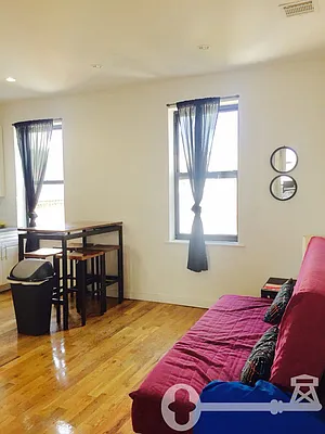 Rented by Brooklyn Key | media 4