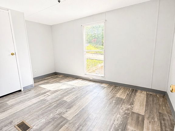 5th image of 1216 Marion Dr #1250