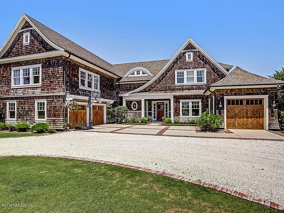 2nd image of 223 San Juan Dr