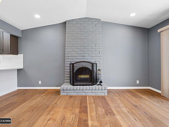 5th image of 1055 Fox Meadow Way