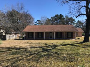 123 W Hickory Cv, Onalaska, TX 77360