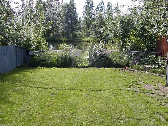 Fenced Yard