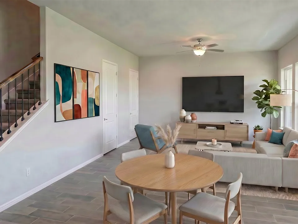 1015 Vista View Dr #901