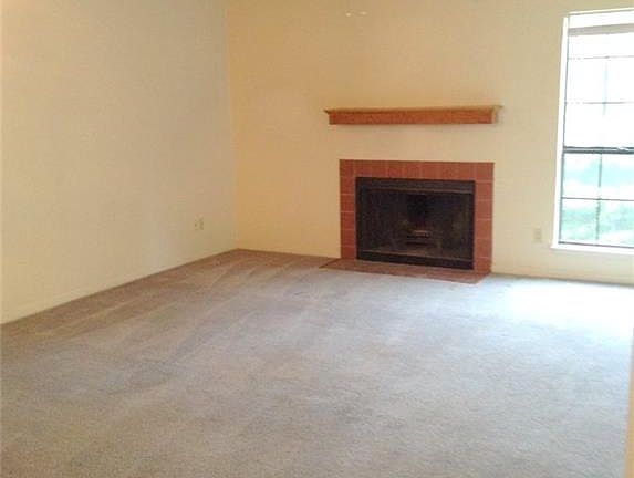 2nd image of 1510 W North Loop Blvd APT 115
