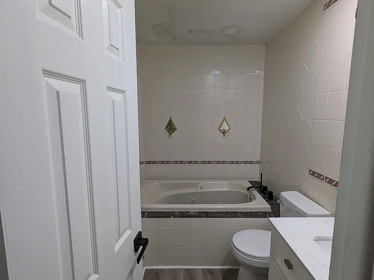 3836 N Wittfield St — Photo 15