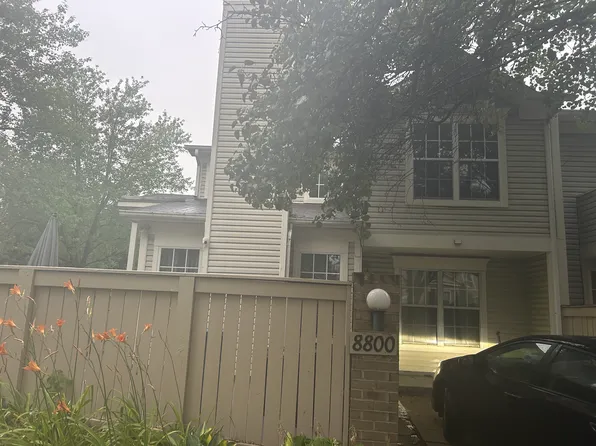 8800 Sturbridge Pl, Montgomery Village, MD 20886