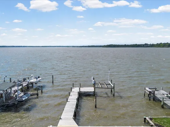9120 Hinton Ave, Sparrows Point, MD 21219