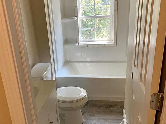4th image of 328 Townsend St