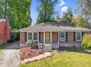 4522 Sanders Ln, Louisville, KY