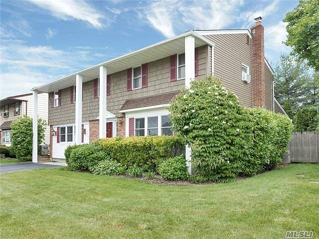 1st image of 23 Broadfield Pl