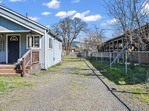 5th image of 76317 Klohn Rd